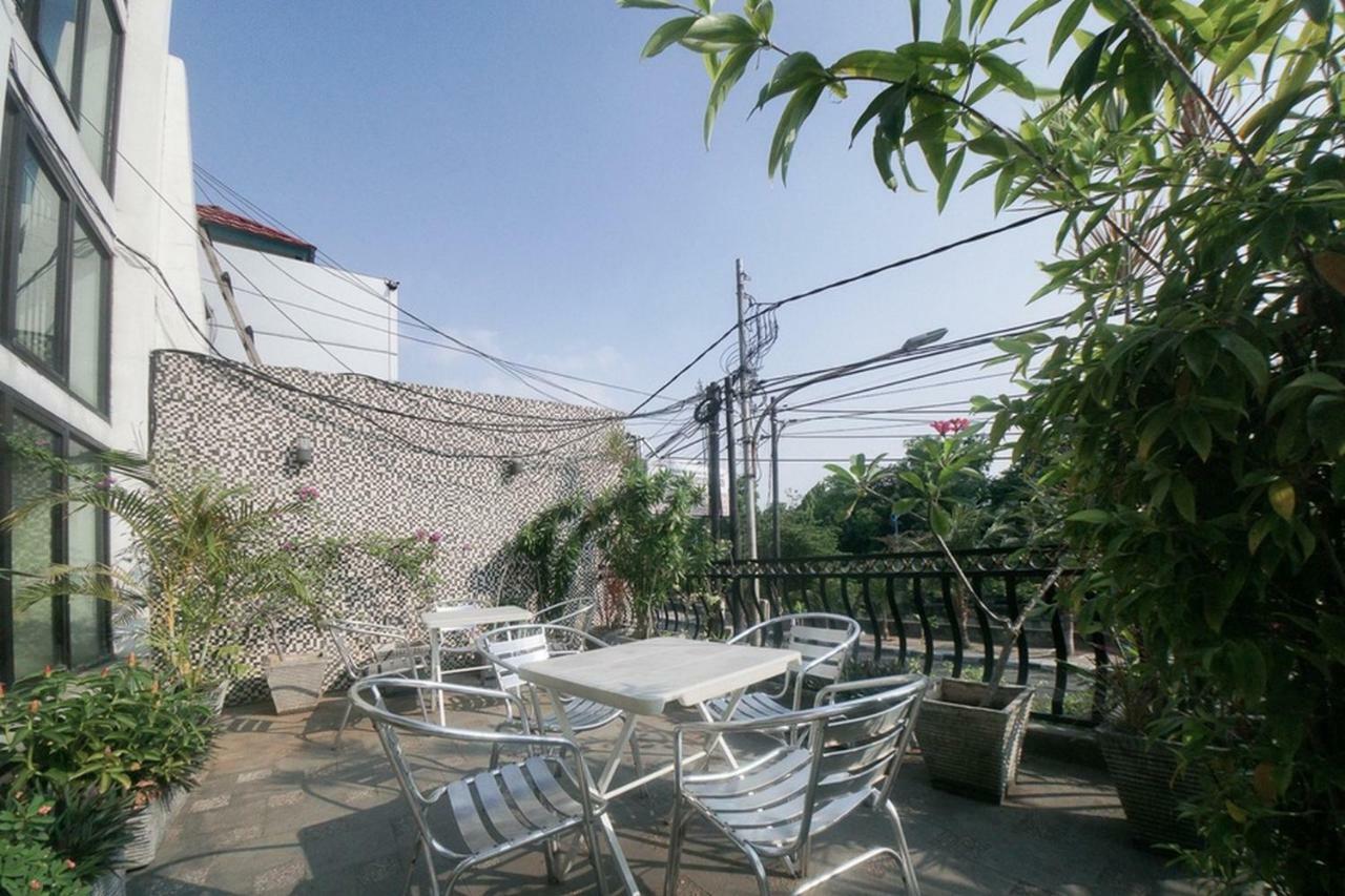 Reddoorz Plus Near Green Pramuka Square Mall Τζακάρτα Εξωτερικό φωτογραφία